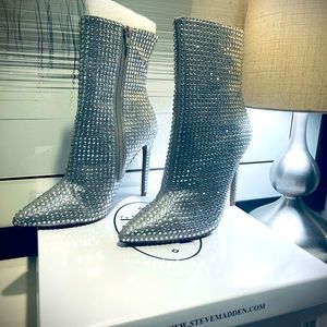 Brand new-Never Worn Rhinestone Boots